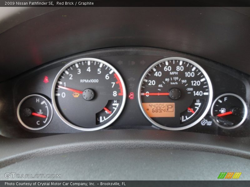 Red Brick / Graphite 2009 Nissan Pathfinder SE