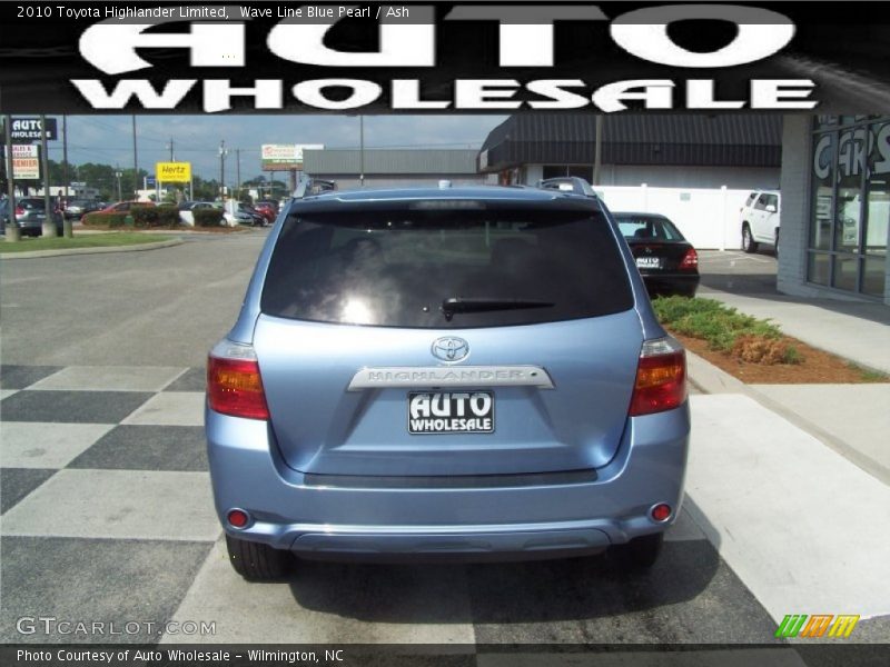 Wave Line Blue Pearl / Ash 2010 Toyota Highlander Limited