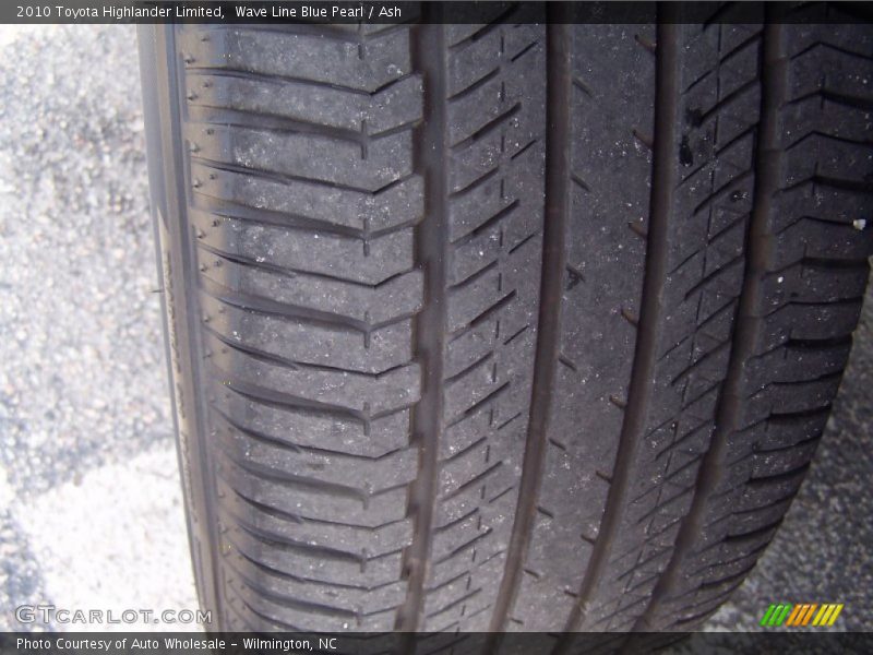 Wave Line Blue Pearl / Ash 2010 Toyota Highlander Limited