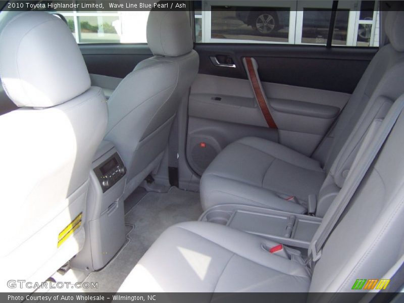 Wave Line Blue Pearl / Ash 2010 Toyota Highlander Limited