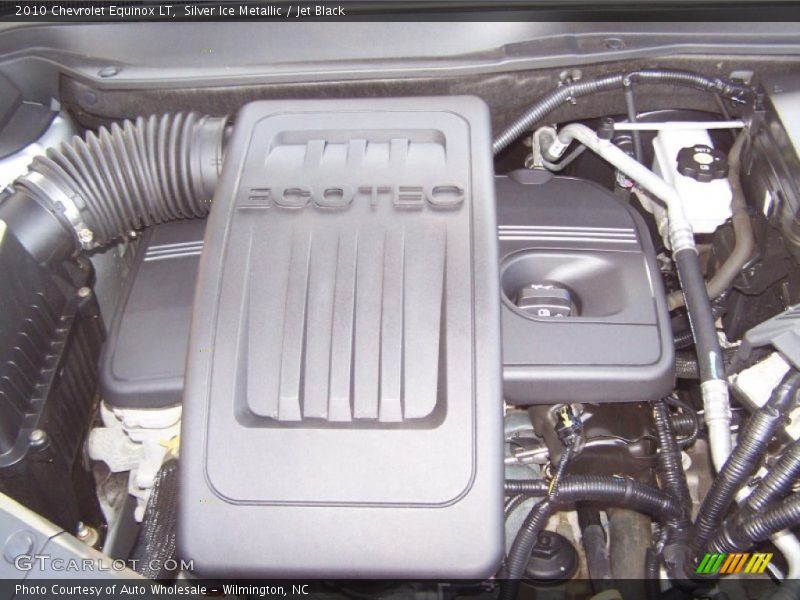 Silver Ice Metallic / Jet Black 2010 Chevrolet Equinox LT