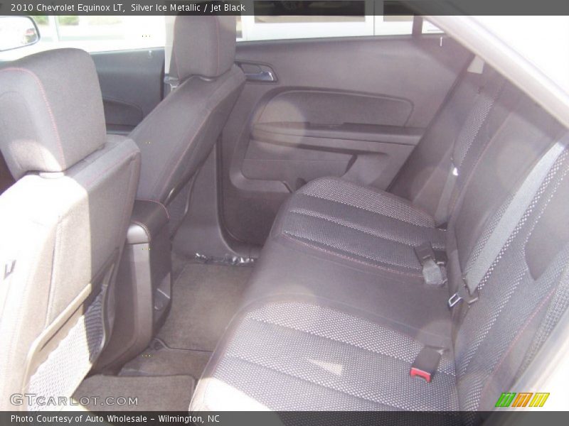Silver Ice Metallic / Jet Black 2010 Chevrolet Equinox LT