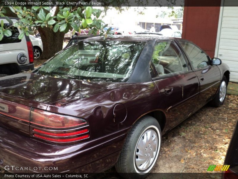 Black Cherry Pearl / Beige 1994 Dodge Intrepid Sedan