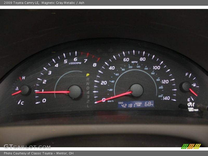 Magnetic Gray Metallic / Ash 2009 Toyota Camry LE