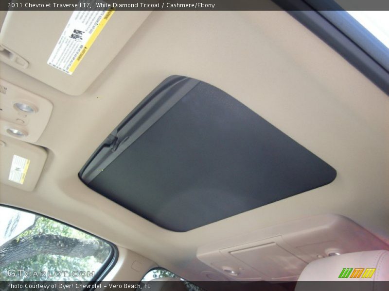 White Diamond Tricoat / Cashmere/Ebony 2011 Chevrolet Traverse LTZ