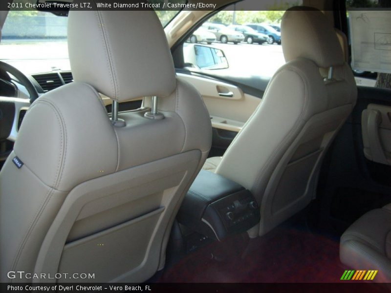 White Diamond Tricoat / Cashmere/Ebony 2011 Chevrolet Traverse LTZ