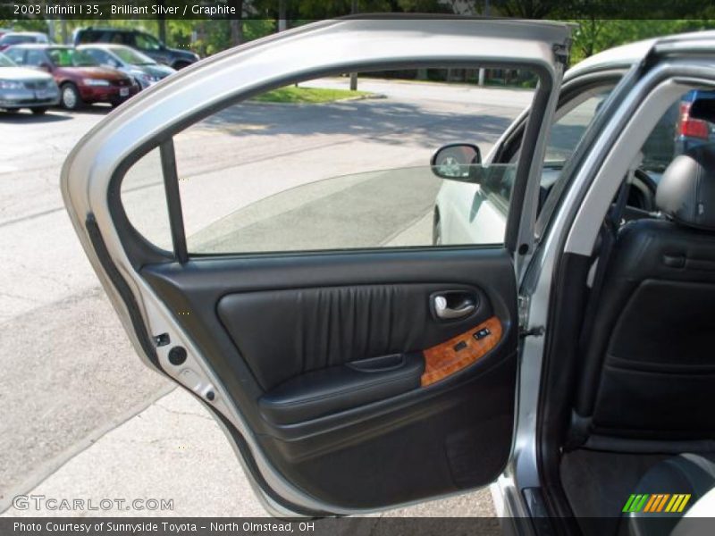 Brilliant Silver / Graphite 2003 Infiniti I 35