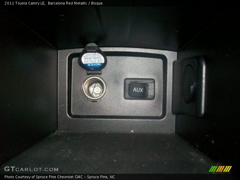 Barcelona Red Metallic / Bisque 2011 Toyota Camry LE