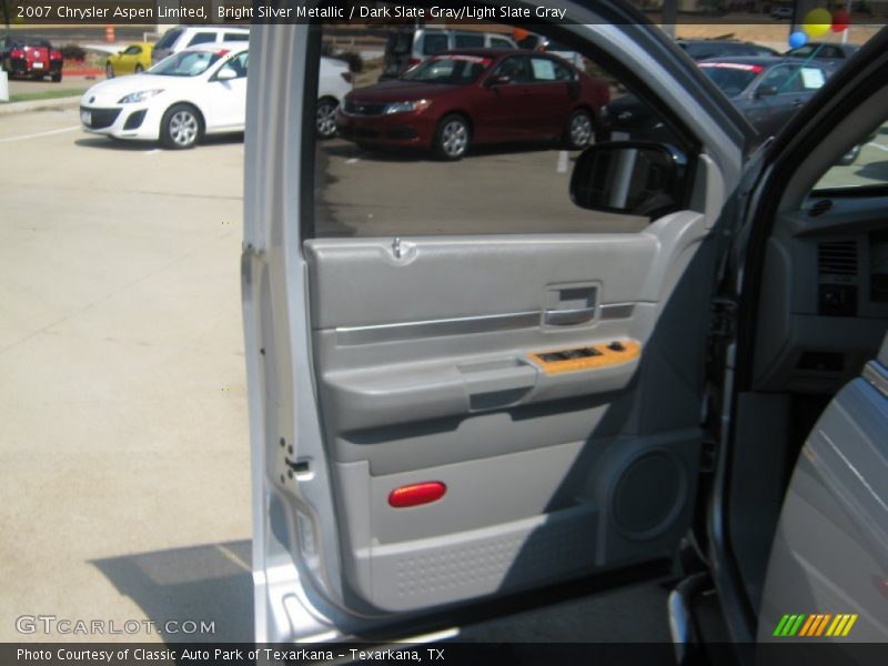 Bright Silver Metallic / Dark Slate Gray/Light Slate Gray 2007 Chrysler Aspen Limited