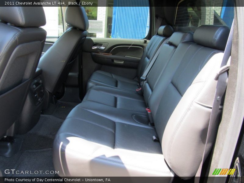 Black / Ebony 2011 Chevrolet Avalanche LT 4x4