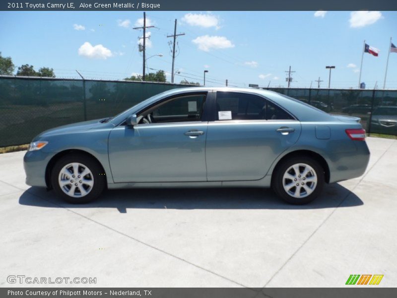 Aloe Green Metallic / Bisque 2011 Toyota Camry LE