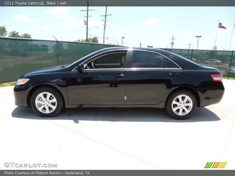 Black / Ash 2011 Toyota Camry LE