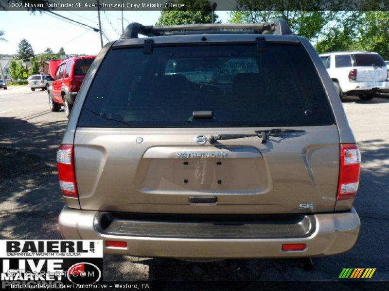 Bronzed Gray Metallic / Beige 2002 Nissan Pathfinder SE 4x4