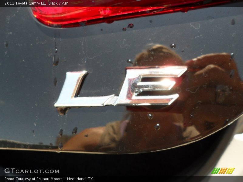 Black / Ash 2011 Toyota Camry LE