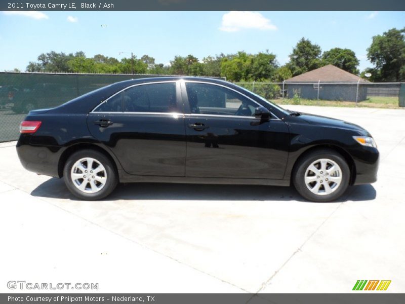 Black / Ash 2011 Toyota Camry LE