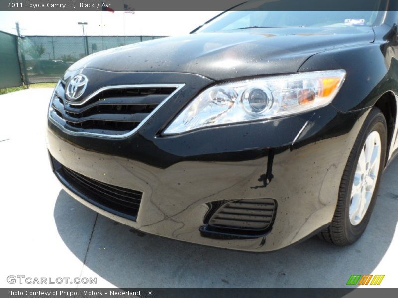 Black / Ash 2011 Toyota Camry LE