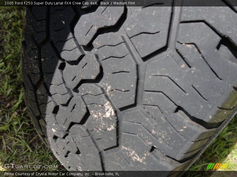 Black / Medium Flint 2005 Ford F250 Super Duty Lariat FX4 Crew Cab 4x4