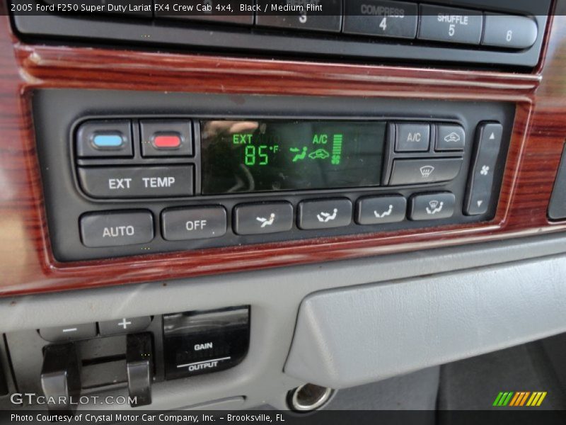 Black / Medium Flint 2005 Ford F250 Super Duty Lariat FX4 Crew Cab 4x4