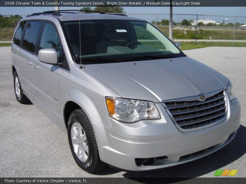 Bright Silver Metallic / Medium Slate Gray/Light Shale 2008 Chrysler Town & Country Touring Signature Series