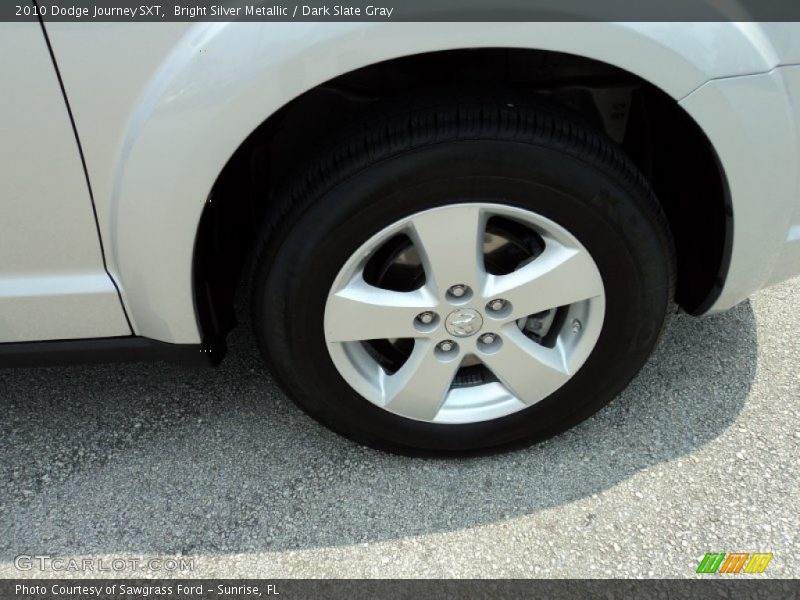 Bright Silver Metallic / Dark Slate Gray 2010 Dodge Journey SXT
