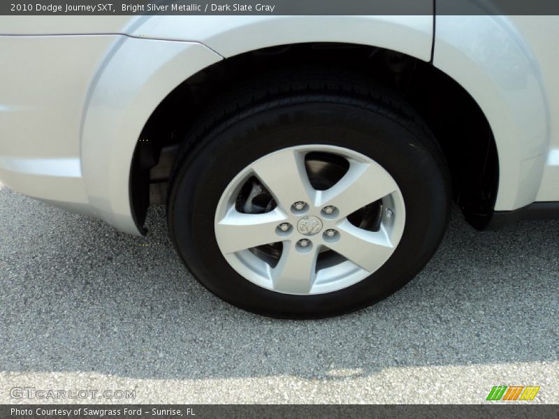 Bright Silver Metallic / Dark Slate Gray 2010 Dodge Journey SXT