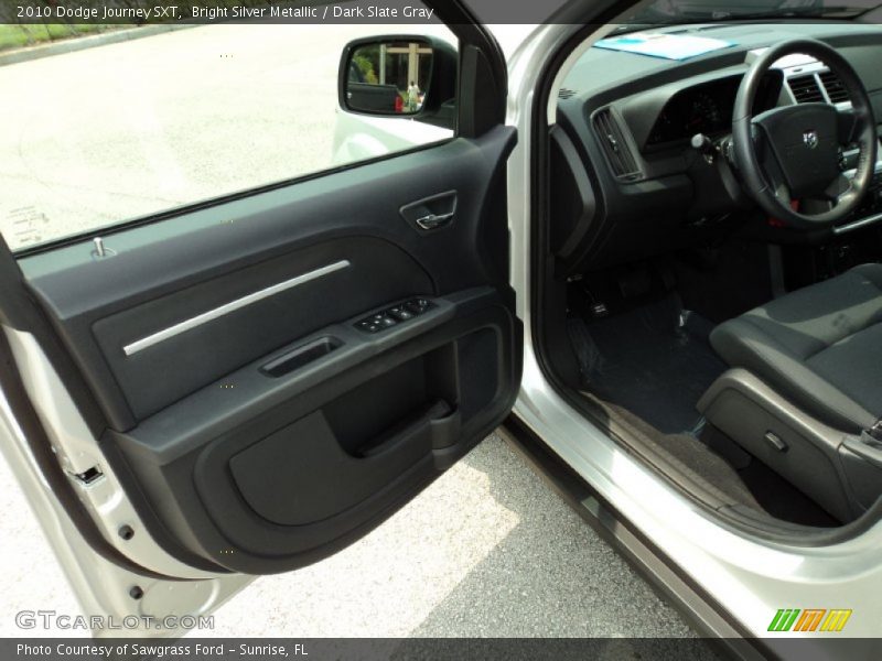 Bright Silver Metallic / Dark Slate Gray 2010 Dodge Journey SXT