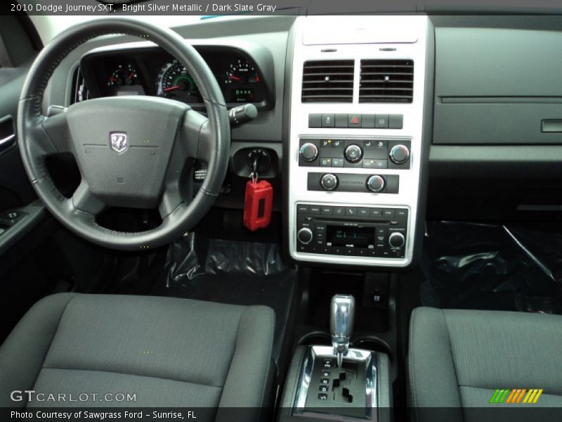 Bright Silver Metallic / Dark Slate Gray 2010 Dodge Journey SXT