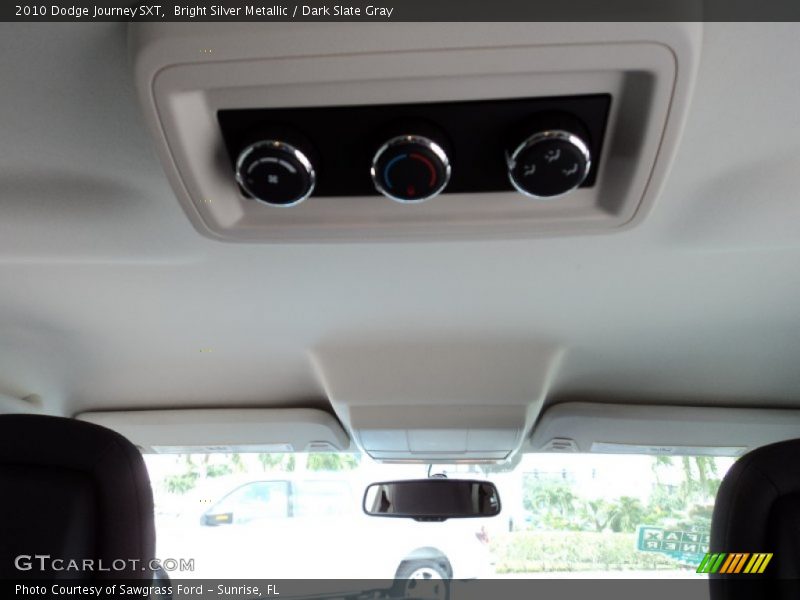 Bright Silver Metallic / Dark Slate Gray 2010 Dodge Journey SXT