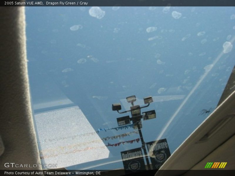 Dragon Fly Green / Gray 2005 Saturn VUE AWD