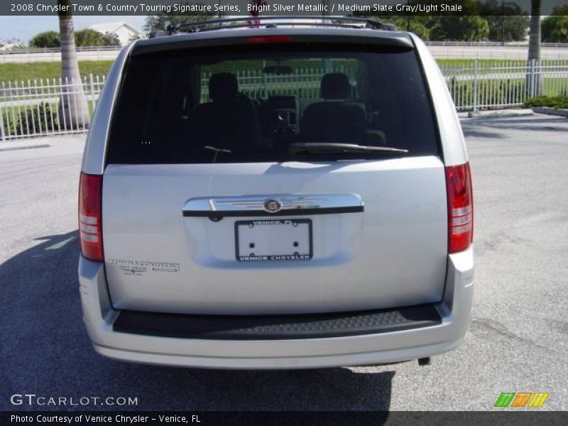 Bright Silver Metallic / Medium Slate Gray/Light Shale 2008 Chrysler Town & Country Touring Signature Series