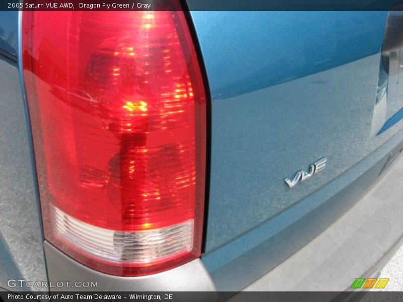 Dragon Fly Green / Gray 2005 Saturn VUE AWD
