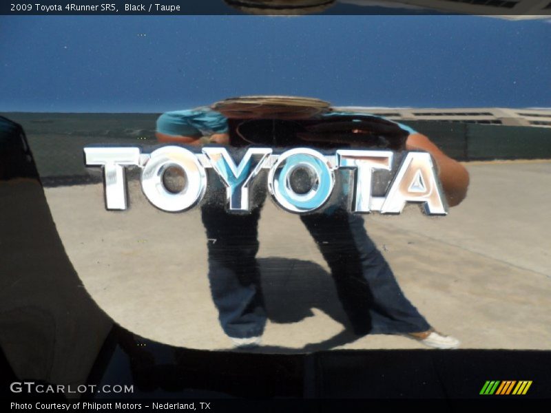 Black / Taupe 2009 Toyota 4Runner SR5