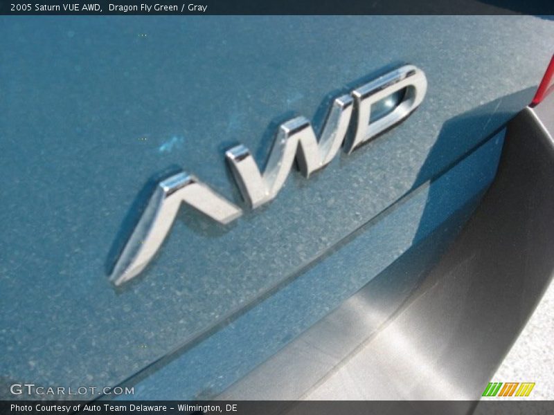 Dragon Fly Green / Gray 2005 Saturn VUE AWD
