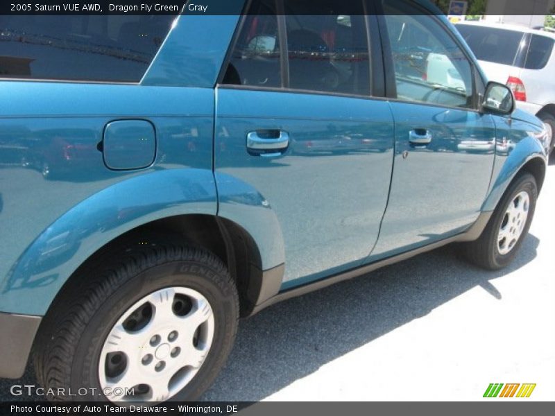 Dragon Fly Green / Gray 2005 Saturn VUE AWD