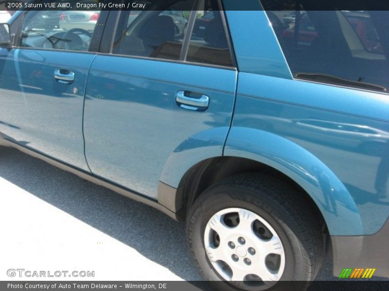 Dragon Fly Green / Gray 2005 Saturn VUE AWD