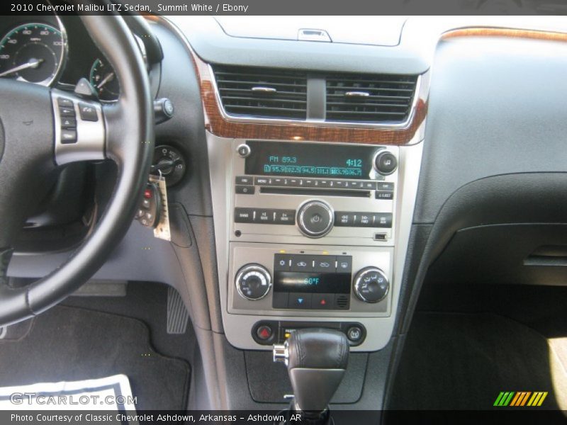Summit White / Ebony 2010 Chevrolet Malibu LTZ Sedan