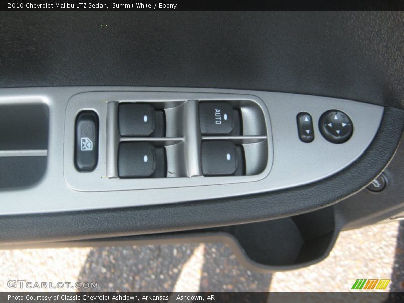 Summit White / Ebony 2010 Chevrolet Malibu LTZ Sedan