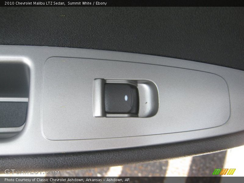 Summit White / Ebony 2010 Chevrolet Malibu LTZ Sedan