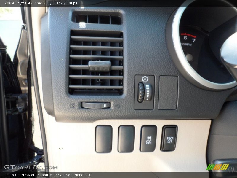 Black / Taupe 2009 Toyota 4Runner SR5