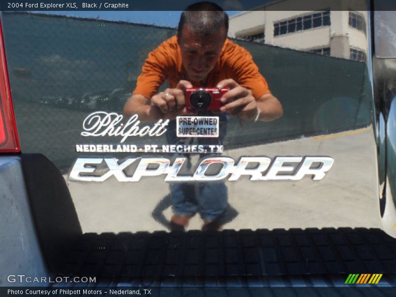 Black / Graphite 2004 Ford Explorer XLS