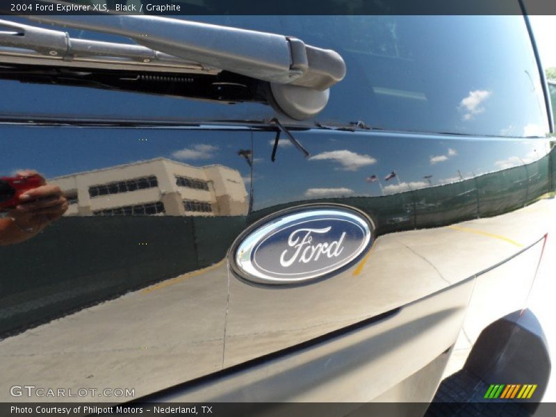 Black / Graphite 2004 Ford Explorer XLS