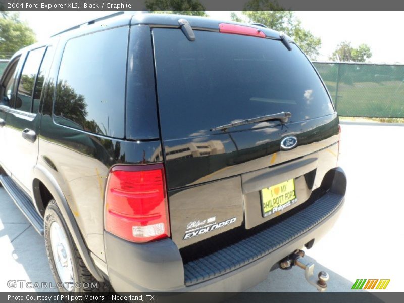 Black / Graphite 2004 Ford Explorer XLS