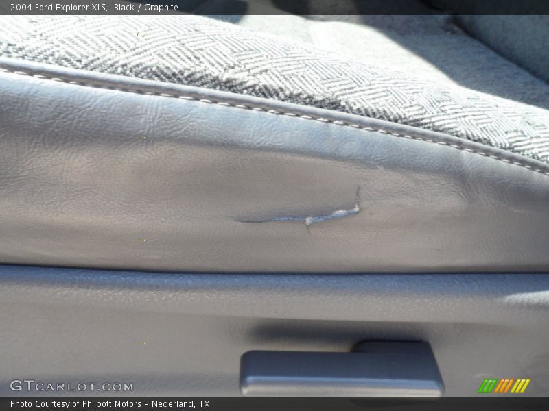 Black / Graphite 2004 Ford Explorer XLS