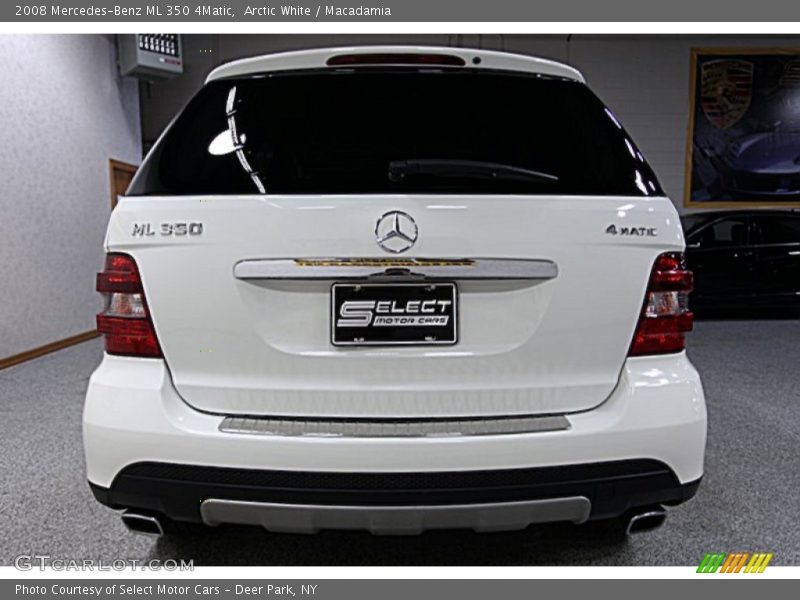 Arctic White / Macadamia 2008 Mercedes-Benz ML 350 4Matic