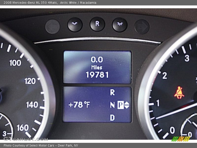 Arctic White / Macadamia 2008 Mercedes-Benz ML 350 4Matic