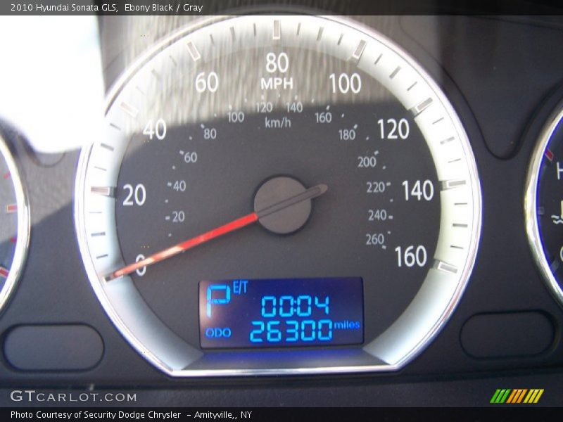 Ebony Black / Gray 2010 Hyundai Sonata GLS