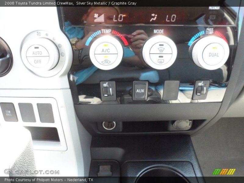 Silver Sky Metallic / Graphite Gray 2008 Toyota Tundra Limited CrewMax