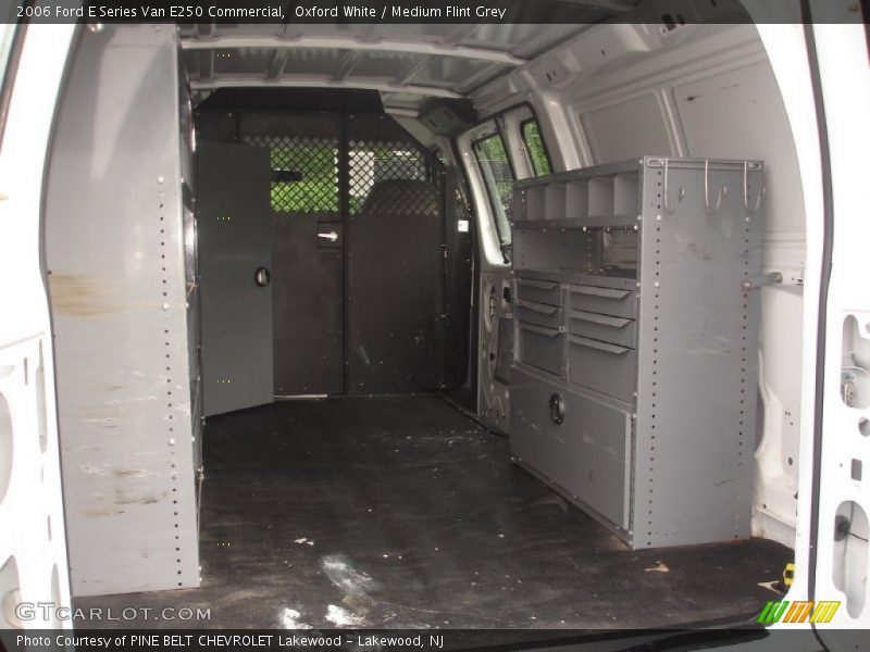 Oxford White / Medium Flint Grey 2006 Ford E Series Van E250 Commercial