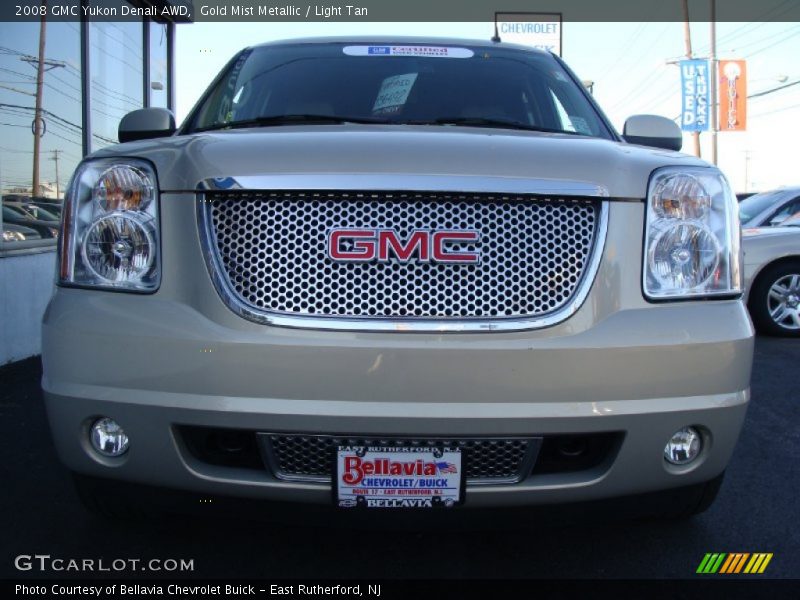 Gold Mist Metallic / Light Tan 2008 GMC Yukon Denali AWD