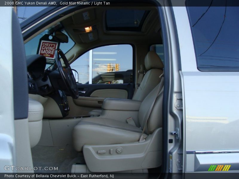 Gold Mist Metallic / Light Tan 2008 GMC Yukon Denali AWD